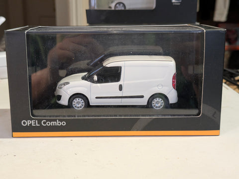 Norev 1/43 Opel Combo White Model